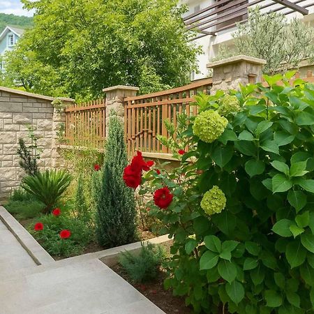 Apartments Villa Mirjana ブドヴァ エクステリア 写真