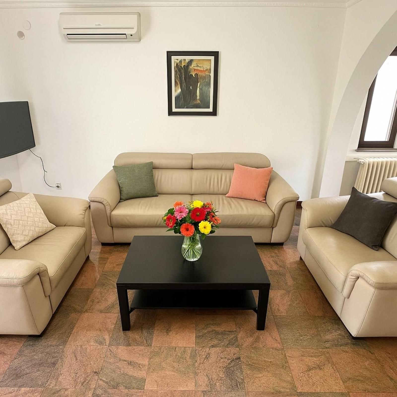 Apartments Villa Mirjana ブドヴァ エクステリア 写真